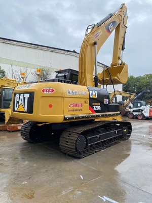 CAT 320D Excavateur d'occasion CAT 320D2 du Japon avec un temps de travail réduit 0-2000