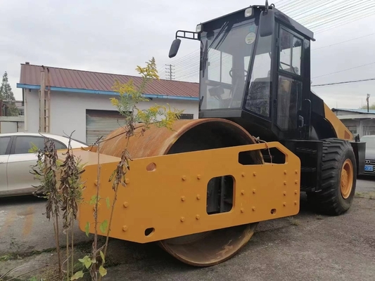 15 tonnes de poids de fonctionnement utilisée Sany SSR220AC rouleau routier en bon état de fonctionnement