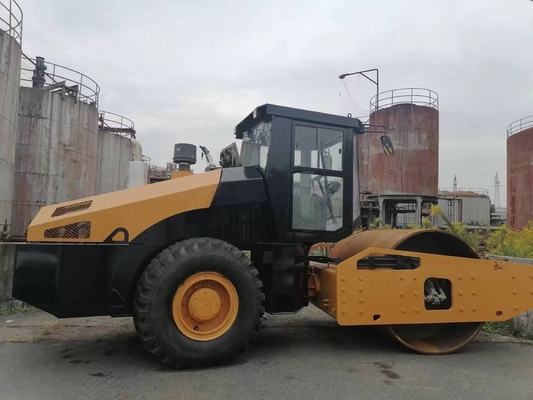 15 tonnes de poids de fonctionnement utilisée Sany SSR220AC rouleau routier en bon état de fonctionnement