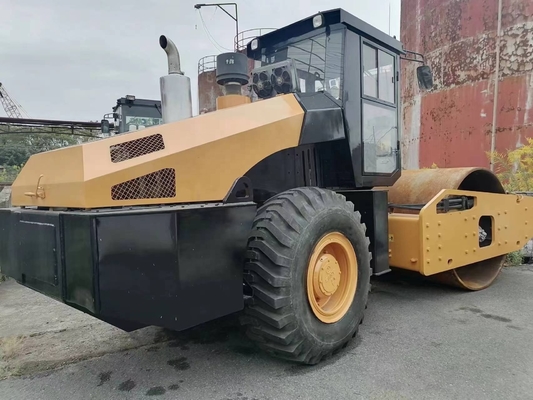 15 tonnes de poids de fonctionnement utilisée Sany SSR220AC rouleau routier en bon état de fonctionnement