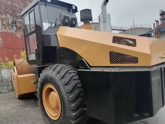 15 tonnes de poids de fonctionnement utilisée Sany SSR220AC rouleau routier en bon état de fonctionnement