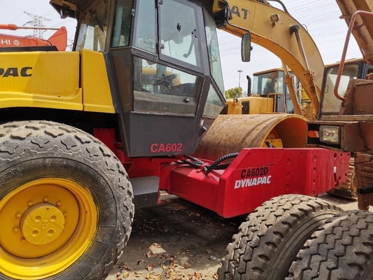 Construction de fondations Utilisée roue en acier à tambour unique Dynapac CA602D rouleau routier 2023