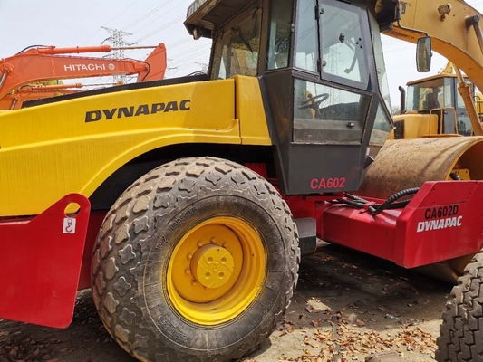 Construction de fondations Utilisée roue en acier à tambour unique Dynapac CA602D rouleau routier 2023