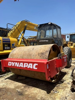 15 tonnes Dynapac CA301 rouleau routier d'occasion avec peinture d'origine et moteur HINO du Japon