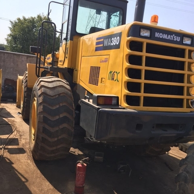 En excellent état, le chargeur à roues usagé Komatsu WA380 avec cylindre hydraulique Liyuan.