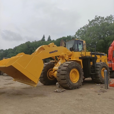 En bon état, chargeuse à roues usagée Komatsu WA600 avec roue mobile de type 178/kw