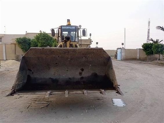 Tracteur à roulettes à moteur HINO japonais CAT 936E