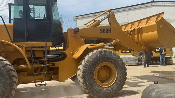 Roue de type mobile Japon Chargeur de roues Caterpillar 966H et pompe hydraulique Denison