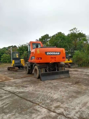 Excavateur Doosan DH150W-7 utilisé avec moteur HINO 15000 kg Poids de la machine et Japon