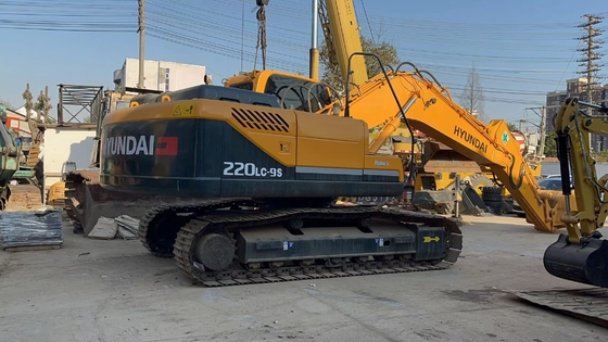 Peinture originale Hyundai 220LC-9S Excavator avec moteur 96KW et certification EPA