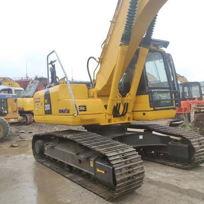 20000 kg Poids de la machine Excavatrice utilisée Komatsu pc200 Excavatrice rampante avec du Japon
