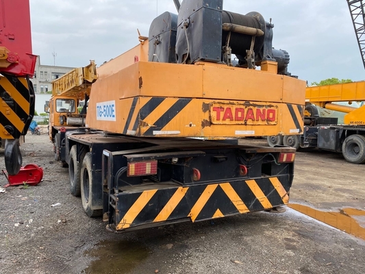 Moteur diesel Tadano TG-500E Grue d'occasion Grand investissement pour la machine à roues