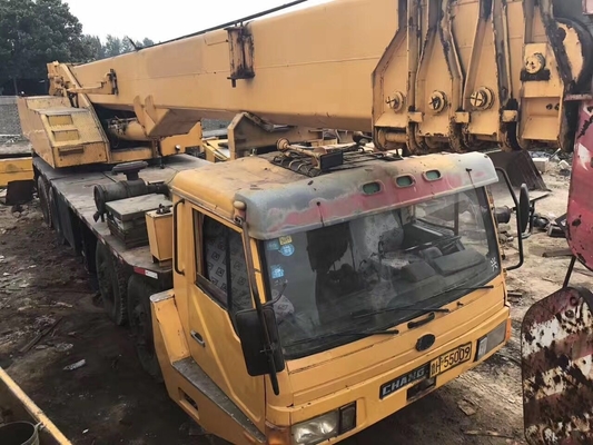 Liebherr LT1055 original Grue d'occasion avec vanne hydraulique Liyuan en bon état
