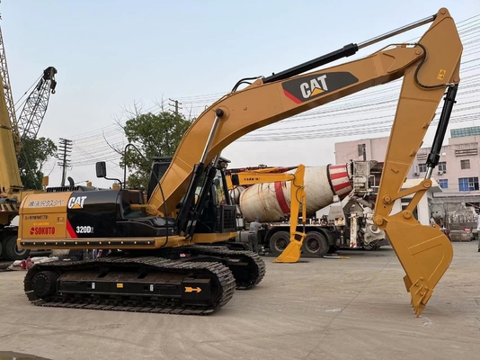 Excavateur Caterpillar 320D2 d'occasion 20 tonnes avec vanne hydraulique Liyuan du Japon