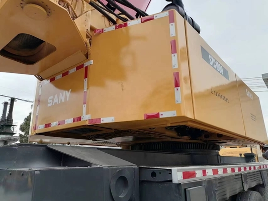 Crane à rampe SANY STC1000 de 100 tonnes avec peinture originale et moteur EPA en bon état