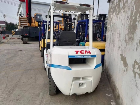 Produits alimentaires et boissons utilisés Japon TCM 3 tonnes avec cylindre hydraulique Nabtesco