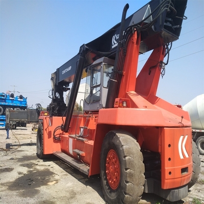 90% Kalmar Reach Stacker DRD450 Tour Crane 45 Tonnes Conteneur Téléscopieuse