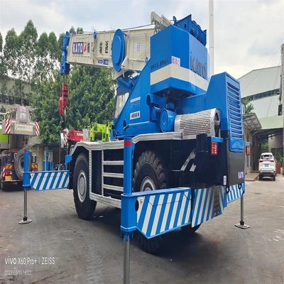 Grue Kato KR-450V Grue de 45 tonnes avec couleur originale et temps de travail réduit