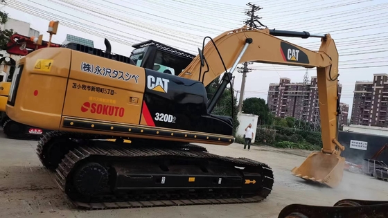 20 tonnes de poids de fonctionnement utilisée au Japon Diesel Digger 320D2 avec moteur d'origine au mieux