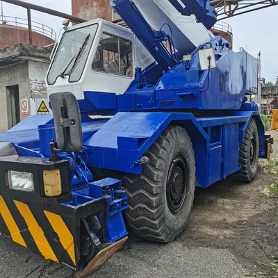 Le Japon a fabriqué une grue TADANO de 25 tonnes, un camion mobile de 25 tonnes d'occasion avec des heures de travail en stock.