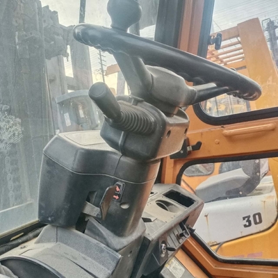 Camion élévateur à moteur diesel d'occasion de 5 tonnes TOYOTA 50 pour le levage de conteneurs d'entrepôt