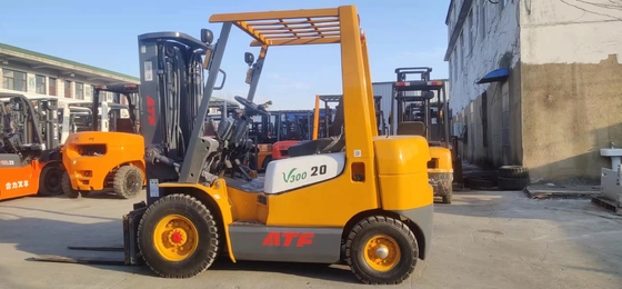 Petit chariot élévateur électrique de 3 tonnes avec 0 à 2000 heures de travail en bon état