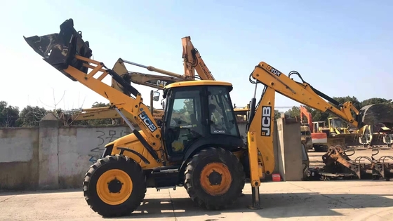 Jcb 4CX chargeuse de remorqueuse utilisée 20 tonnes Japon Chargeuse de peinture d'origine Chargeuse à roues mobiles