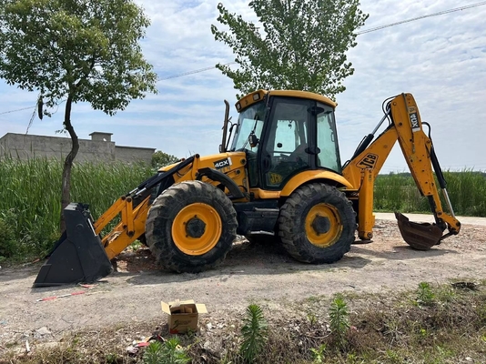 JCB4CX Chargeuse hydraulique utilisée avec moteur EPA au Royaume-Uni et aux États-Unis