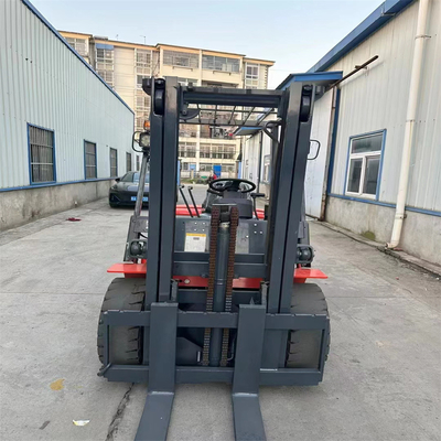 3000 KG CPCD 30 3 tonnes de machines de construction pour héli en bon état