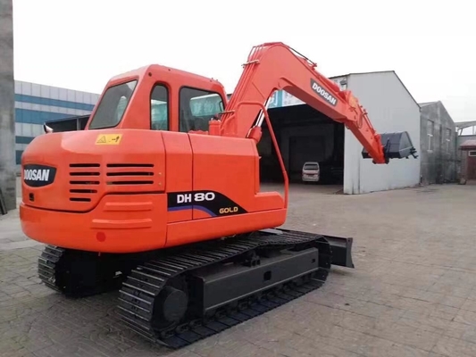 Excavateur Doosan DH80 d'occasion avec peinture originale et cylindre hydraulique Liyuan au Japon