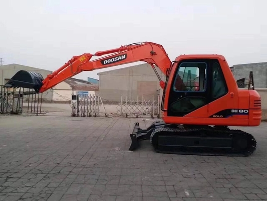 Excavateur Doosan DH80 d'occasion avec peinture originale et cylindre hydraulique Liyuan au Japon