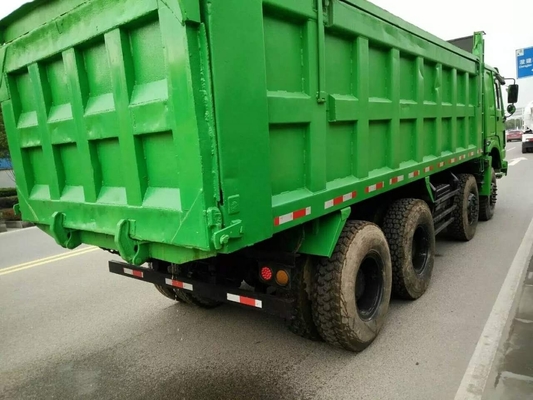 Un camion de 25 tonnes d'occasion en bon état avec une soupape hydraulique Nabtesco