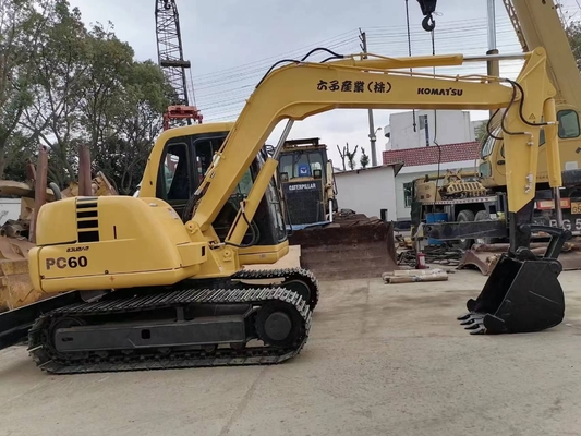 Les fermes utilisent le Komatsu Digger Japon Peinture originale Komatsu pc60 avec une capacité de seau de 0,1 m3