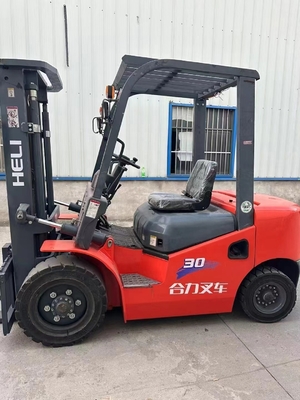 HELI 30 chariot élévateur 3 tonnes Multifonctionnel et très performant pour le chariot de levage de palettes