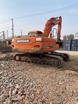 En bon état 2019 Doosan DX225LCA 22 tonnes Excavator Corée du Sud Fabriqué couleur originale