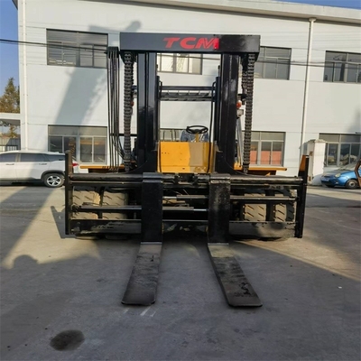 Camion élévateur diesel TCM multifonctionnel pour bâtiment à Shanghai