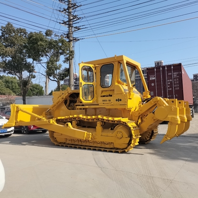 Bulldozer Komatsu D85 d'occasion avec un poids de 20000 kg en bon état