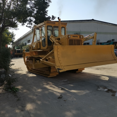 Bulldozer Komatsu D85 d'occasion avec un poids de 20000 kg en bon état