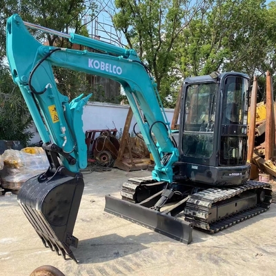 Excavateur de 5 tonnes Kobelco SK55R 2021 avec moteur original et en bon état à Shanghai