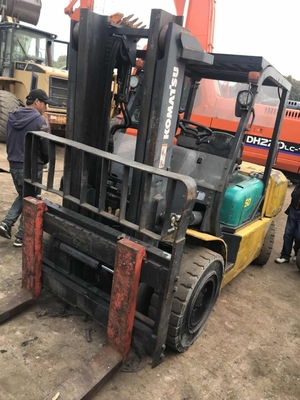 5 tonnes mini chariot élévateur diesel KOMATSU FD50 camion de levage de conteneurs pour usine de fabrication