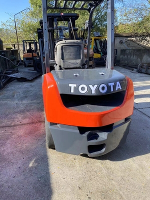 3 tonnes de chariot élévateur diesel TOYOTA FD30 en excellent état