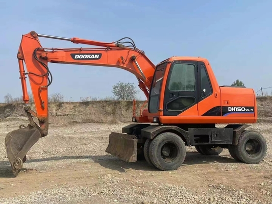 Excavateur à roues DOOSAN DX140W-7 avec peinture originale et moteur Cummins 112kW