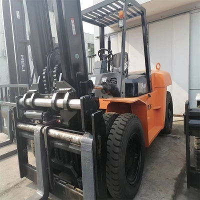 Le chariot élévateur Hangzhou R100 de 10 tonnes utilisé pour un fonctionnement facile sur le marché de Shanghai