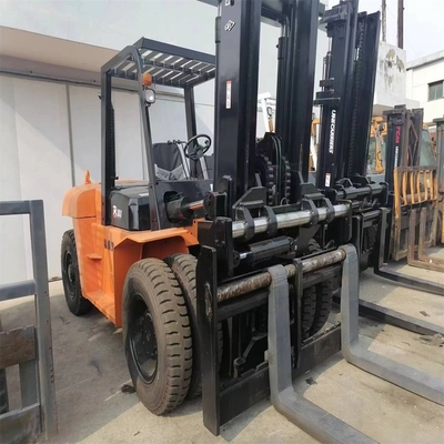 Le chariot élévateur Hangzhou R100 de 10 tonnes utilisé pour un fonctionnement facile sur le marché de Shanghai
