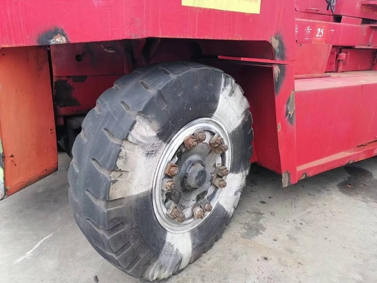 Mitsubishi FD250 chariot élévateur de 2,5 tonnes avec machine à conteneurs en bon état moteur diesel