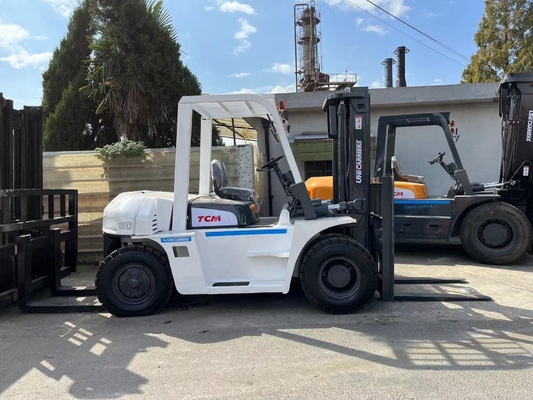 Le Japon a utilisé un chariot élévateur diesel TCM de 6 tonnes pour la construction