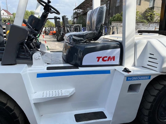 Le Japon a utilisé un chariot élévateur diesel TCM de 6 tonnes pour la construction