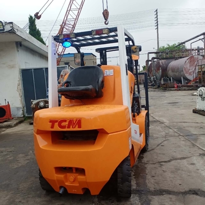 Camion élévateur diesel de 3 tonnes TCM d'occasion 2017 avec moteur d'origine japonais