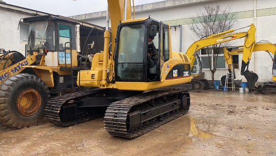 Excavateur CAT 320CL fabriqué au Japon Excavateur hydraulique de bonne performance utilisé à Shanghai