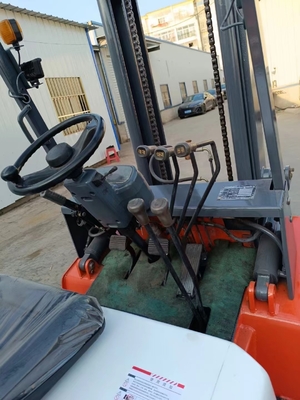 Couleur originale 3 tonnes HELI CPCD30 chariot élévateur diesel d'occasion en parfait état de fonctionnement